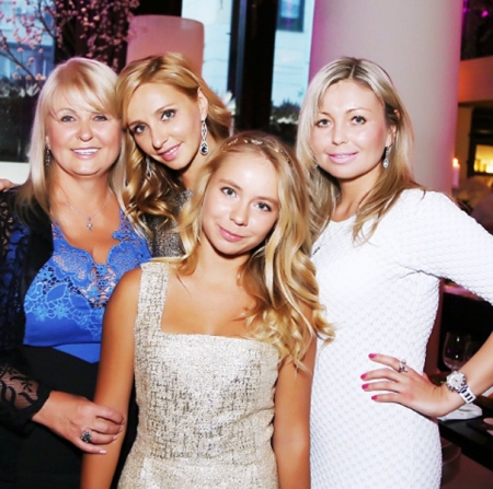 Татьяна Навка: «В плохом настроении я двигаю мебель» - «Интервью Звёзд»