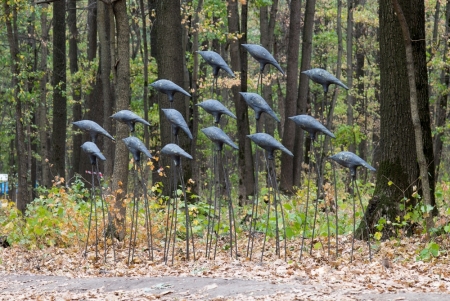 Самые яркие работы харьковского художественного феста: псы коммунизма и луна (фото)