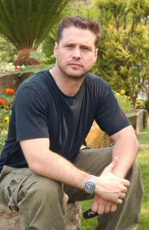 "Району Беверли Хиллз" исполняется четверть века: чего достигли персонажи популярного сериала (фото)