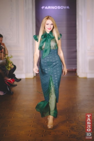 Вольнова с черепом, Сумская с бантом и Монро-монахиня вышли на подиум (фото)