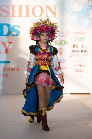 Красота и эстетика: маленькие украинцы показали моду 2015-2016 (фото)
